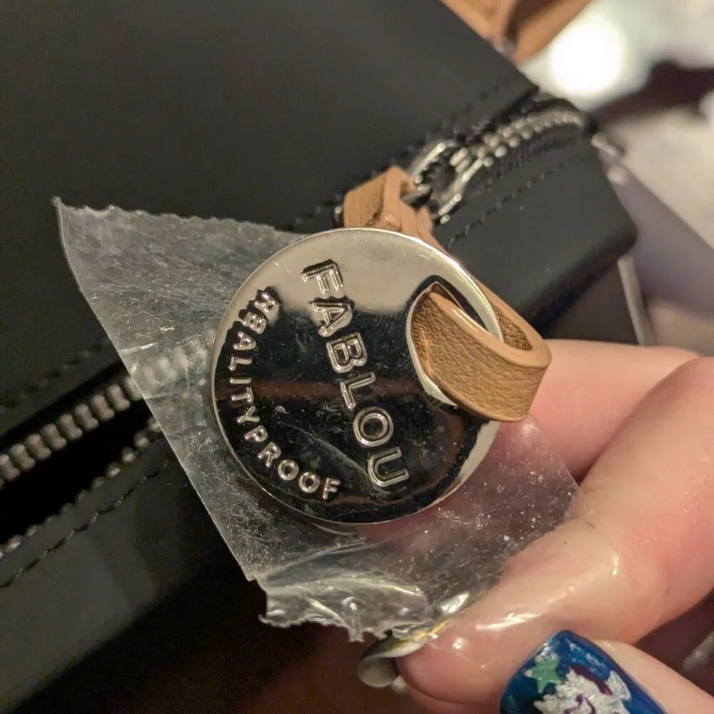 Fablou Chelsea Black Crossbody Bag with Tan Strap BNWT - Picture 3 of 8